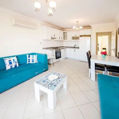 公寓 Marvelous Flat 650 M To The With Shared Pool And Terrace In Bodrum